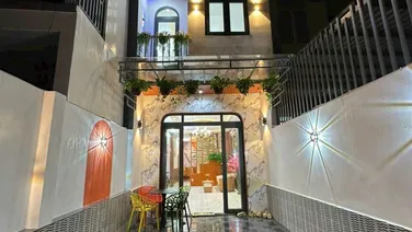 Bán Nhà SHR sau bến xe Hưng Long, gần Cầu Ông Thìn.