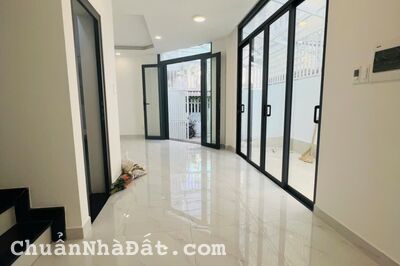 BÁN NHÀ HẺM 1 XẸT TRẦN XUÂN SOẠN QUẬN 7