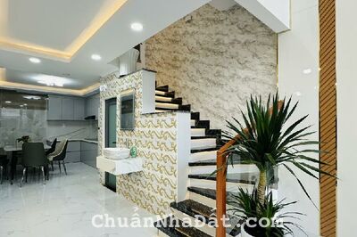 Bán nhà Hẻm ÔTÔ Khu Vip Quang Trung, Nhà Đẹp 4 Tầng Ở Ngay, 42M2. Chỉ 6.5 Tỷ TL