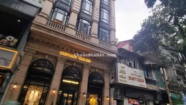 Khách Sạn Siêu Đẹp Cầu Giấy. Phong cách Châu Âu. Dt 150m*9t, mt 8.2m, 88 tỷ. Cho thuê 3.3tỷ năm
