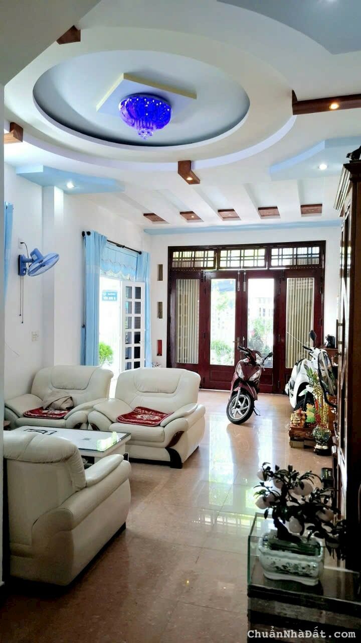 Bán biệt thự mặt tiền đường Tiên Sơn 6, Q.Hải Châu, TP. Đà Nẵng