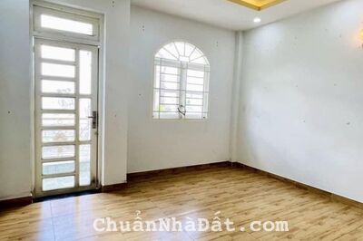 NHÀ BÁN GẤP HẺM XE HƠI 2 TẦNG- 101m2- LINH XUÂN THỦ ĐỨC- CHỈ CÒN 2.XX TỶ