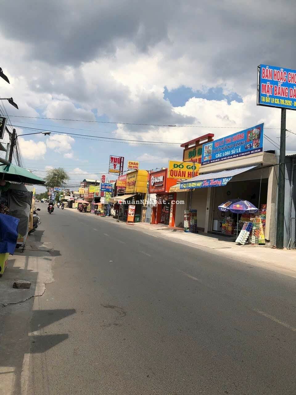 🌈🌈 Bán Nhà 1 Trệt 1 Lầu Mặt Tiền KD Buôn Bán Đường Nguyễn Hoàng _ Tam Phước _ Biên Hòa _ ĐN