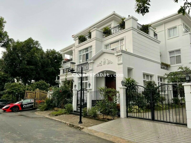 👩‍❤️‍👩 BIỆT THỰ QUẬN 2 KHU NGƯỜI NỔI TIẾNG NGUYỄN VĂN HƯỞNG THẢO ĐIỀN - 62 TỶ