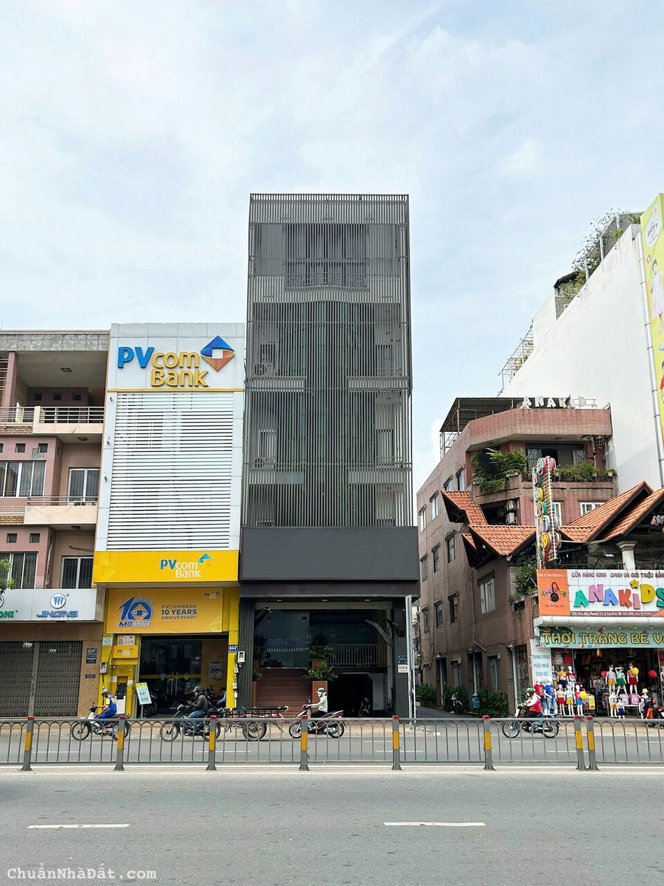 🤼 TÒA NHÀ BUILDING MẶT TIỀN CỘNG HÒA SIÊU SANG XỊN MỊN