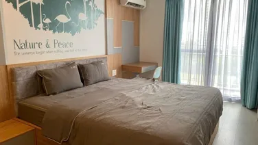 Cho thuê căn hộ 3pn diện tích lớn Scenic Valley