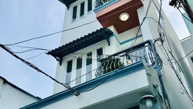 Bán nhà giá ngộp chỉ 3.5 tỷ Hai Bà Trưng Q3, gần Cầu Kiệu, xây 3 tầng 56m2, hẻm ô tô