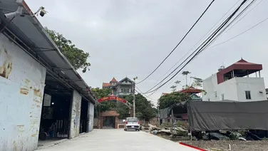 Cấp tốc: Bán lô đất 70m vị trí vàng, mặt tiền kinh doanh, tổ 11, thị trấn Quang Minh, Mê Linh