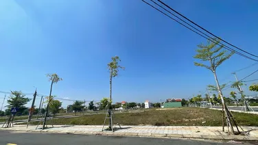 bán đất đường quốc lộ 1A đường nhựa 7m5