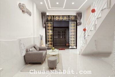 Bán nhà Mặt tiền hẻm Quận 8 cách 2 căn 