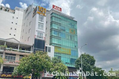 Cho thuê mặt bằng góc 2 mặt tiền Đại Lộ Hòa Bình, ngang 15m, 300m2