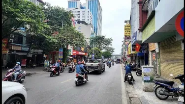 Bán nhà Phố Bạch Mai,50m2,Ô TÔ ĐỖ CỔNG,FULL NỘI THẤT LONG LANH ,MUA VỀ Ở LUÔN.7.x TỶ