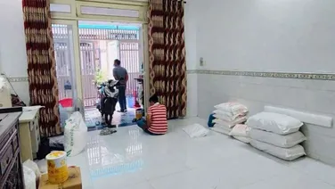 BÁN NHÀ HXH, SÁT TRƯỜNG CHINH, Q12, 80M2 x 2 TẦNG, NHỈNH 4 TỶ