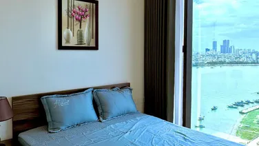 Em có căn hộ DT: 52m2 bán lại cho ai thiện chí mua. Nhận nhà ở luôn, ngay Trung tâm Hải châu. Tp ĐN