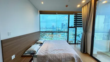 Em có căn hộ DT 54m chủ ngộp bank bán nhanh cho ai thiện chí. Ngay Trung tâm Hải châu view Sông Hàn