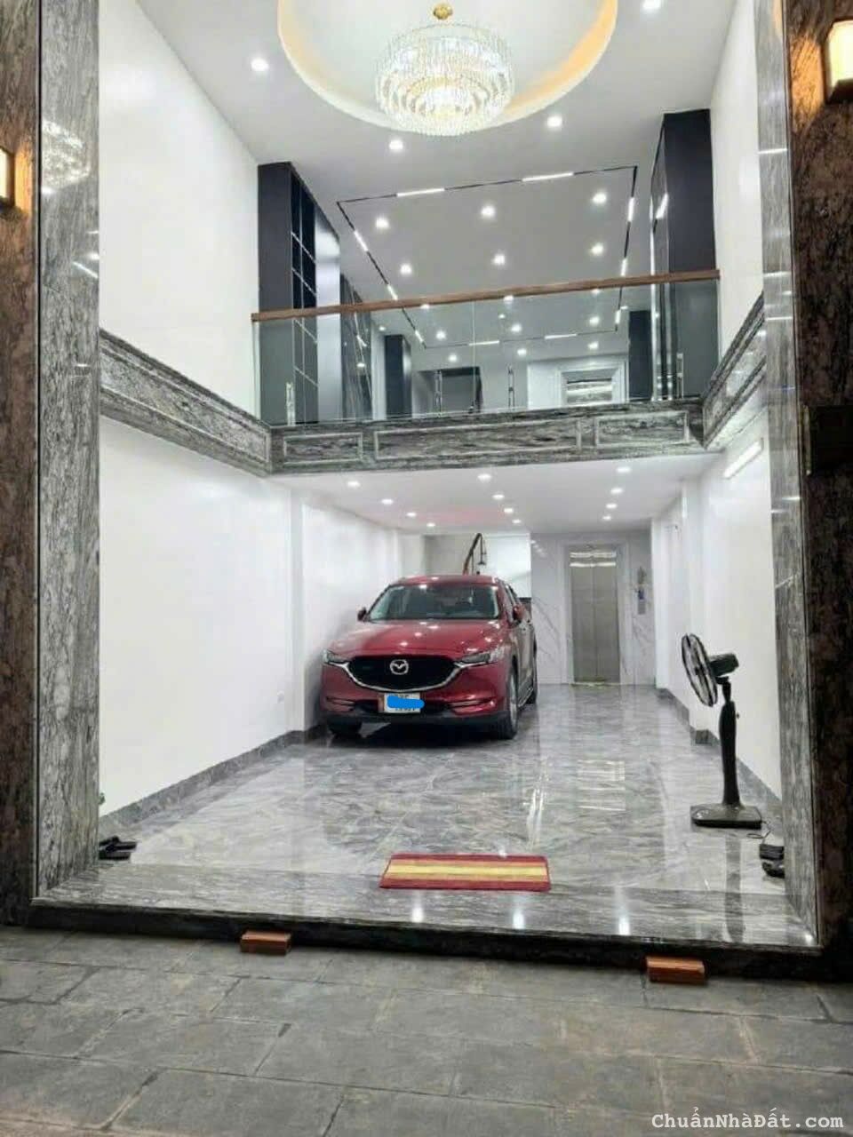 BÁN NHÀ LÊ TRỌNG TẤN - TX , DT55M , MT4M ,GIÁ HƠN 12 TỶ - Ô TÔ ĐỖ CỬA - THANG MÁY CHỜ 