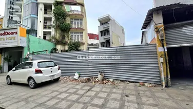 Bán Khuôn Đất Trống Mặt Tiền Số: 15 Trần Quốc Hoàn, Phường 4, Quận Tân Bình