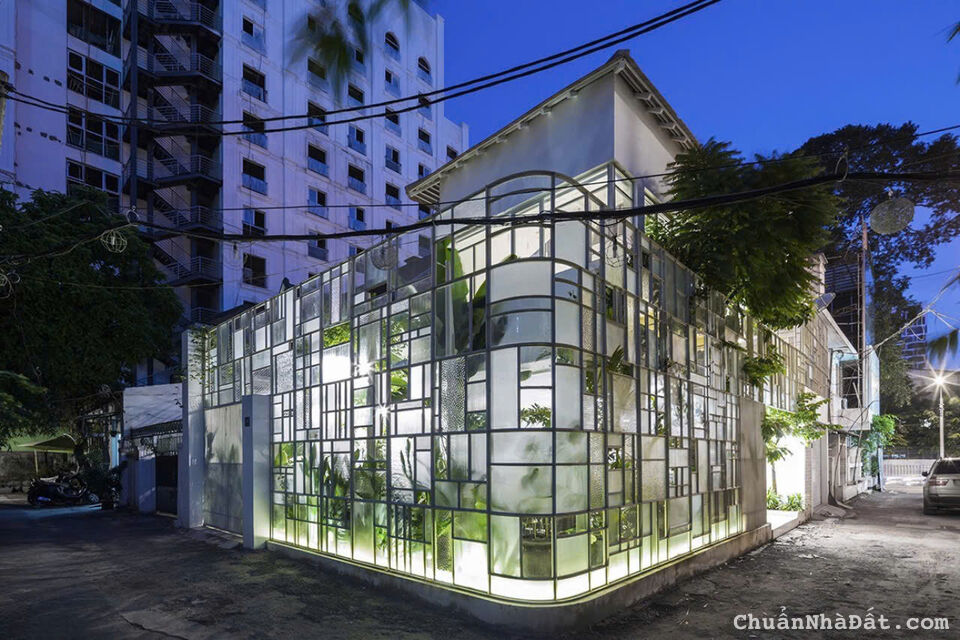 Bán Biệt Thự Góc 2 Mặt Tiền Số: 24/5 Phạm Ngọc Thạch, Quận 3. DT: 9 x 20m - 2 Tầng.