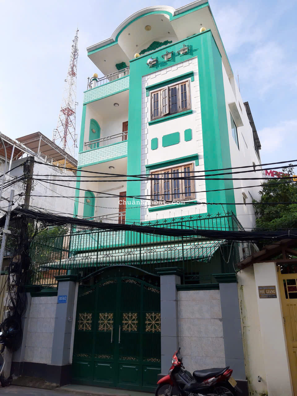 Bán Nhà Số 385B2 Nguyễn Trãi, Phường Nguyễn Cư Trinh, Quận 1. DT: 6,8 x 16m - 4 Tầng