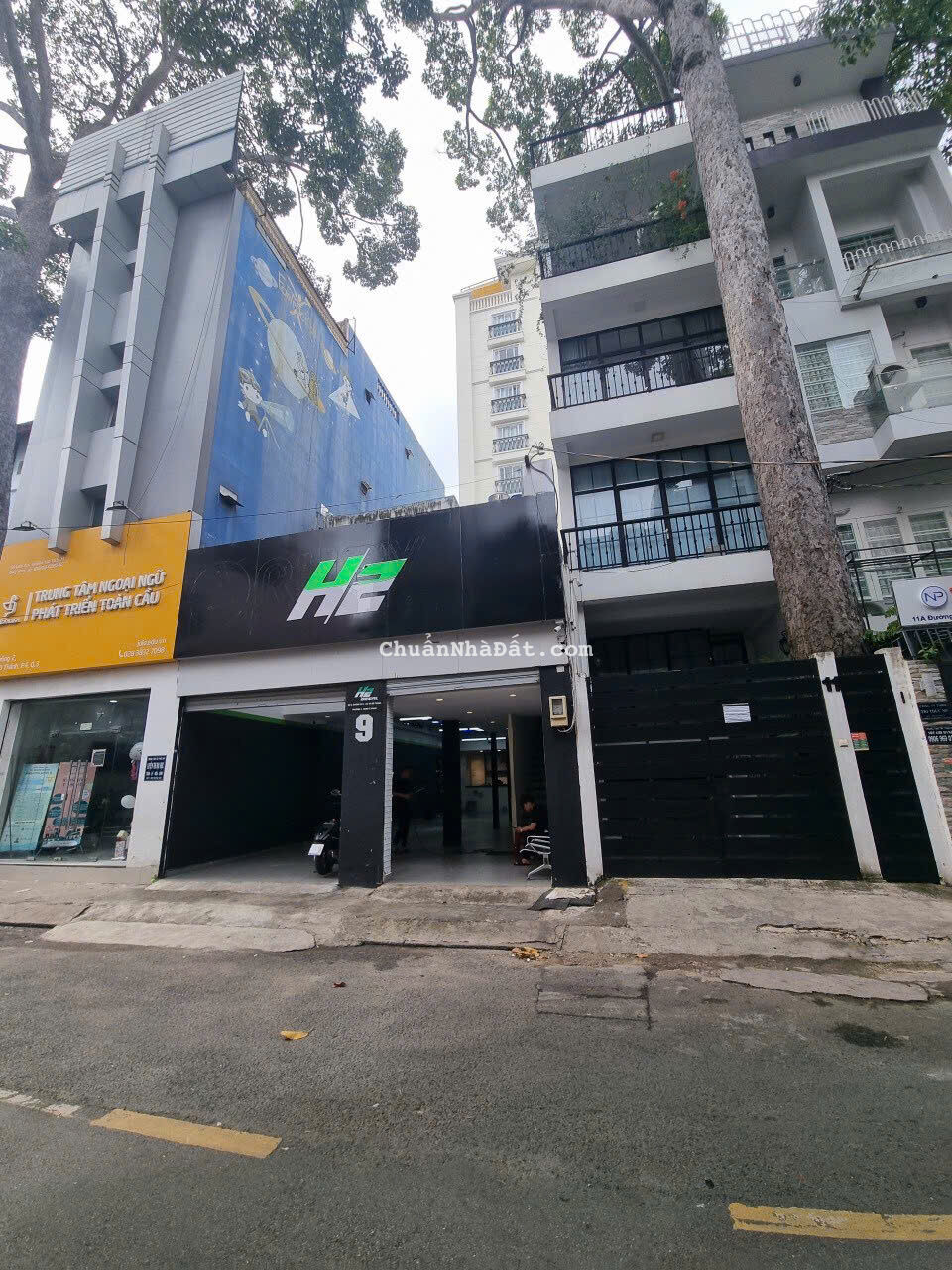 Bán Gấp Nhà Khu Cư Xá Đô Thành, Quận 3. DT: 6,7 x 20m (Nở hậu: 11,3m)