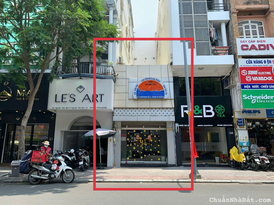 Cho thuê Nhà Nguyên Căn Mặt tiền Nguyễn Thài Bình Quận 1, nhà mới ra 45 Triệu.