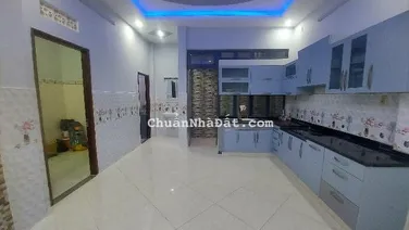 Nhà Mặt Tiền, 120m2, 3 Tầng, Bề Ngang Lớn 6,5M, Kế Chợ Gò Vấp, Chỉ 10 Tỷ