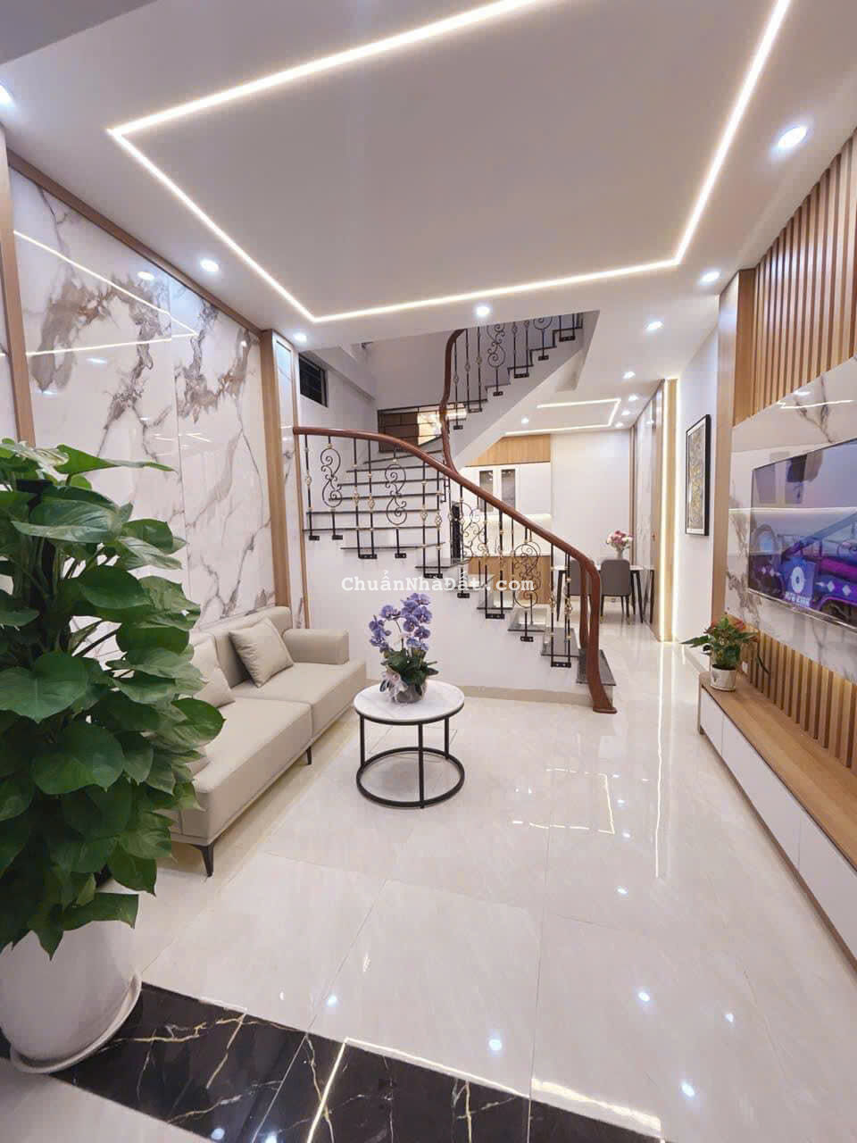 Siêu Hiếm - Nhà Quan Nhân 40m2 x 5T, Giá Chỉ 7.65 Tỷ - 7 Phòng Ngủ, Nhanh Mới Kịp.