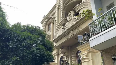 Bán Biệt Thự phong cách Âu - Cổ điển - 35 Đường Số 2 Cư Xá Lữ Gia, Quận 11 - 14x26M, 5 Tầng, 135 Tỷ