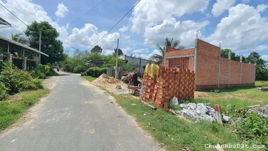 CHÚ 3 Ở AN LẬP BÁN GẤP LÔ ĐẤT MẶT TIỀN 10M GIÁ NGỘP TẠI AN LẬP