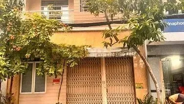 Cho thuê nhà mặt tiền đường Núi Thành, Phường 13, Quận Tân Bình. Trệt 2 lầu, 4 Pn, 3WC chỉ 32tr