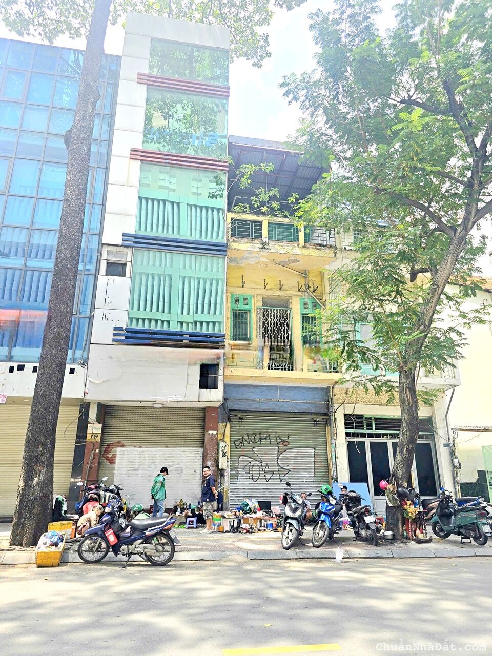 Cho thuê nhà 19 Phó Đức Chính, Phường Nguyễn Thái Bình, Quận 1. Trệt, 4 Lầu, Dt 400m2 chỉ 70tr