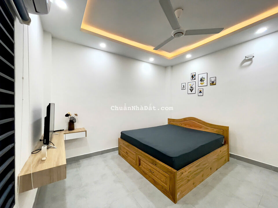 Căn hộ Studio 35m2 Full nội thất tách bếp cửa sổ gần Học viện Hàng Không