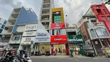 124 Nguyễn Trãi P.3, Quận 5 - Diện tích: (5m x 21m ) vuông đẹp