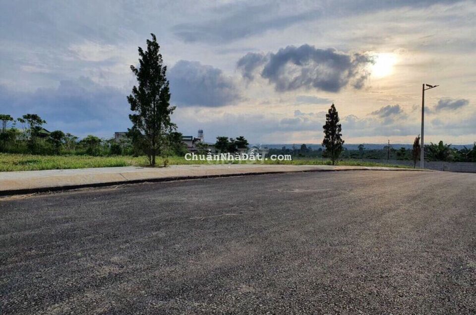 BÁN ĐẤT MẶT TIỀN TRẦN QUỐC TOẢN THÀNH PHỐ ĐÀ LẠT