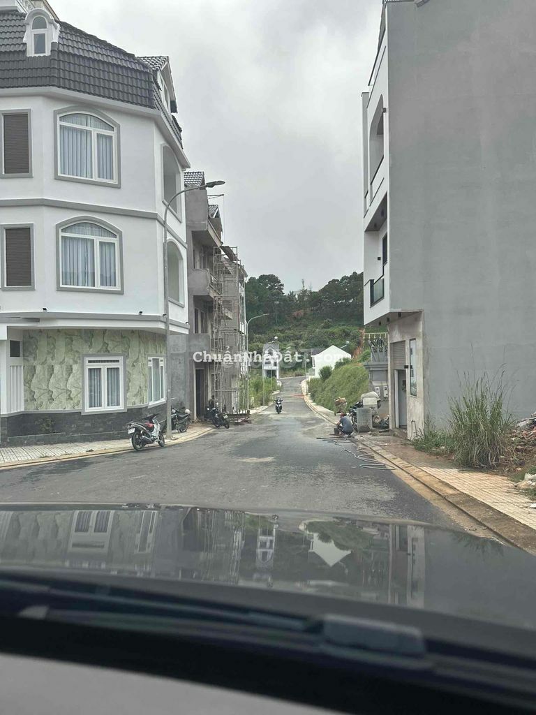 Chủ Cần bán gấp đất sổ riêng xây dựng liên kế 4.25