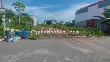 Kẹt tiền bán gấp 2 lô 100m2 giá 1 tỷ ngay mặt tiền đường DT 824 nằm cạnh chợ Đức Hòa 0938.192.162