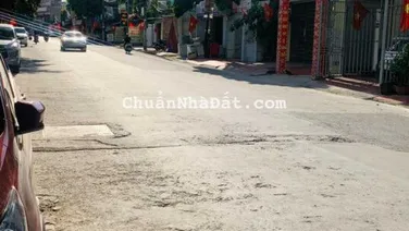 Bán lô đất 261m2 tặng 30m2 lưu không trung tâm thị trấn An Dương giá thỏa thuận. LH: 0979087664