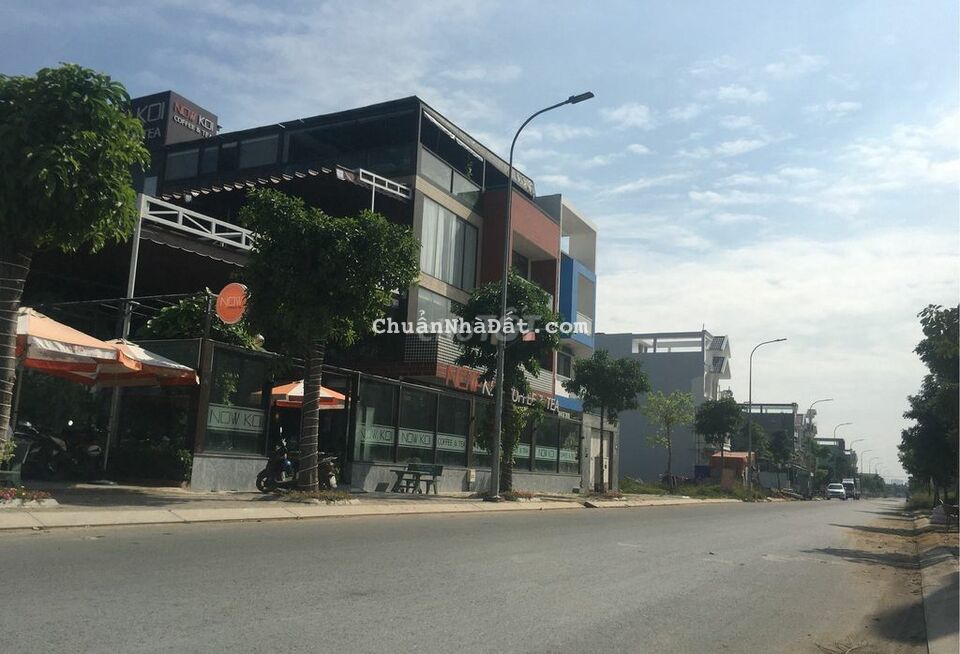 10x21 kế góc ở Tỉnh Lộ 10,dân đông tiện về Q6 - Tên Lửa - BX Miền Tây