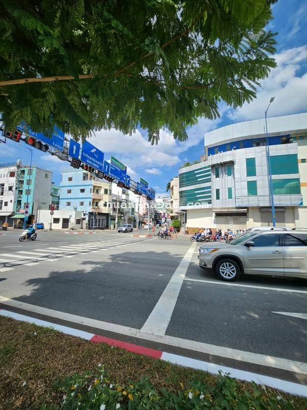 Góc 2MT Hồ Học Lãm - Võ Văn Kiệt 5,5x12,47, vị trí đắc địa giá rẽ 5tỷ8