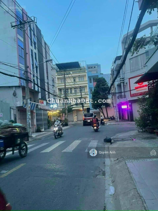 Bán đất mặt tiền ngay Hoàng Hoa Thám, 4x25m, GPXD hầm 6 tấm, giá chỉ 12 tỷ, rẻ hơn hẻm