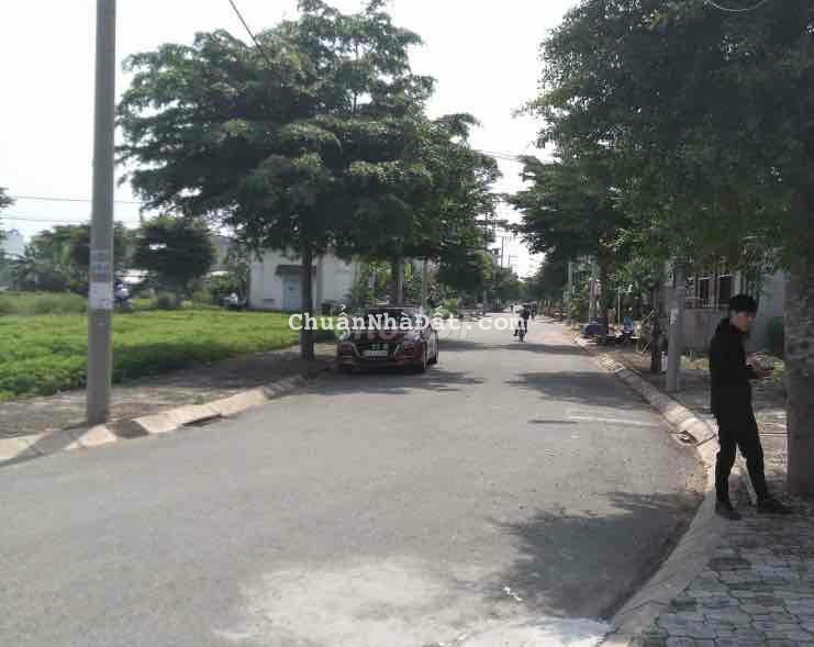 Bán ngộp lô Full thổ cư 70m2 giá trả trước có 400tr quá mềm