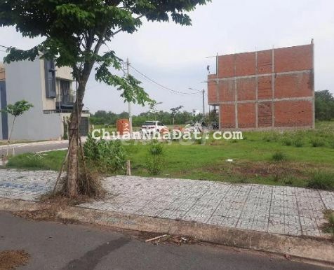 Cần tiền xây nhà cưới vk cho con bán gấp lô đất liền kề KCN Mỹ Phước 2