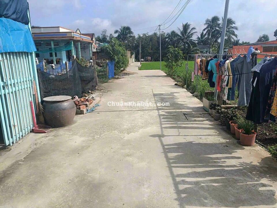 1000m² đất lúa có 150m² thổ cư ở Thạnh Đức - Bến Lức