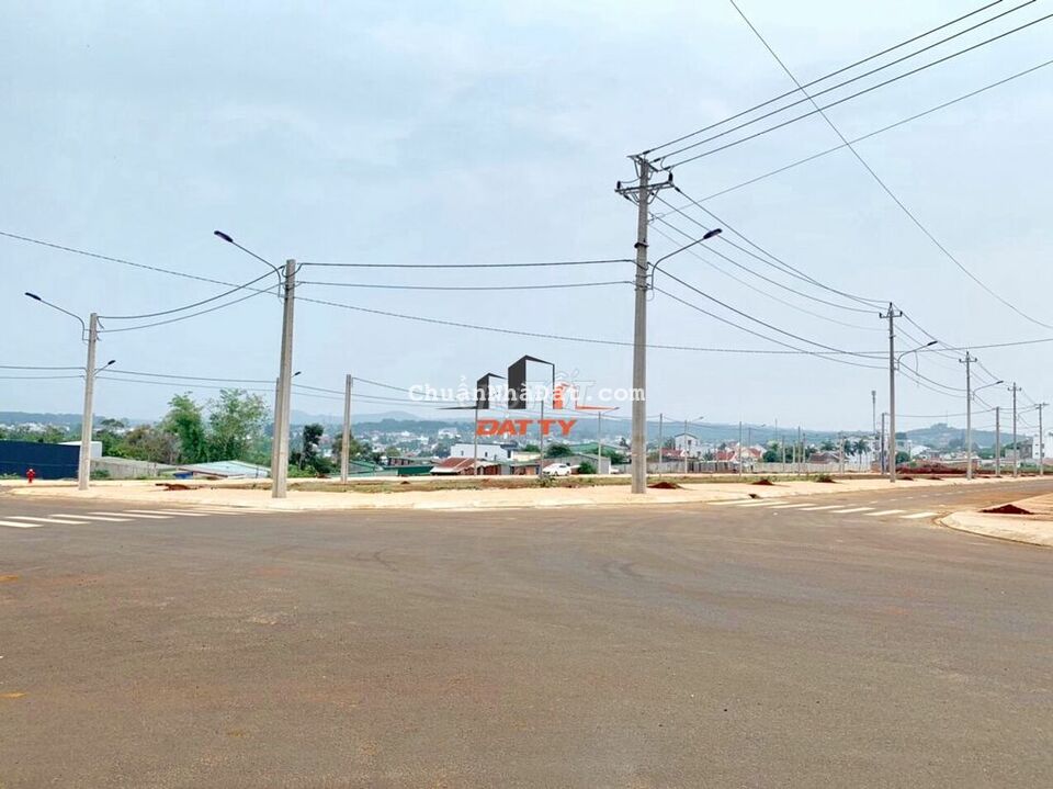 ĐẤT MẶT TIỀN LÊ VỤ TP.BMT - 5 TỶ 6