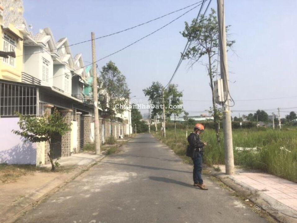 Kẹt tiền! Rao bán gấp lô đất 98m2 đường Kim Định, Cần Giuộc gần KDC Kim Định, 0865281424 giá 877tr