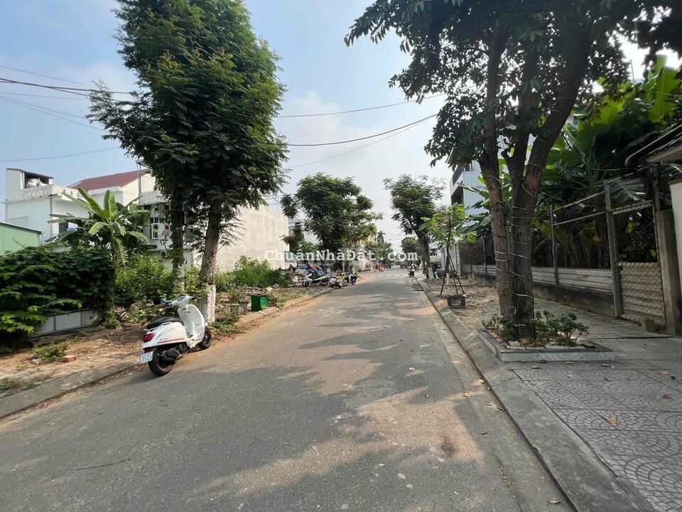 190m LÔ BIỆT THỰ gần sông. giá có 5ty3