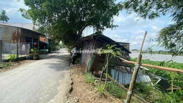 Bán nền đường nhựa cặp sông Hậu - gần cầu mương út xuân