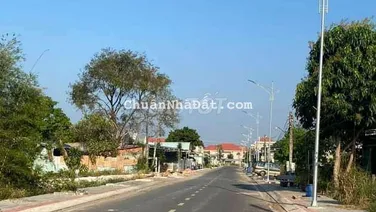 Lô đất 25x50 mặt tiền đường đẹp gần KCN gần KĐT chỉ 1,1ty sổ hồng riên