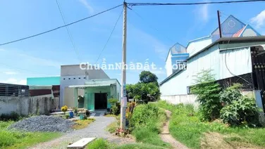 Bán đất cực rẻ mặt tiền đường Tân Hiệp giá chỉ 2tỷ p. Tân Bình Dĩ An