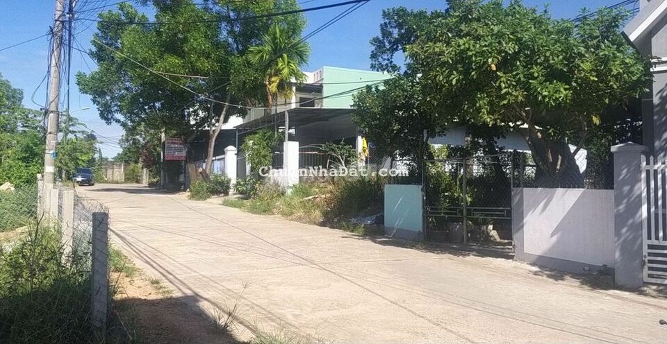 Sụp hầm 109m2 đất ở đường bê tông 5m đi về thành phố gần